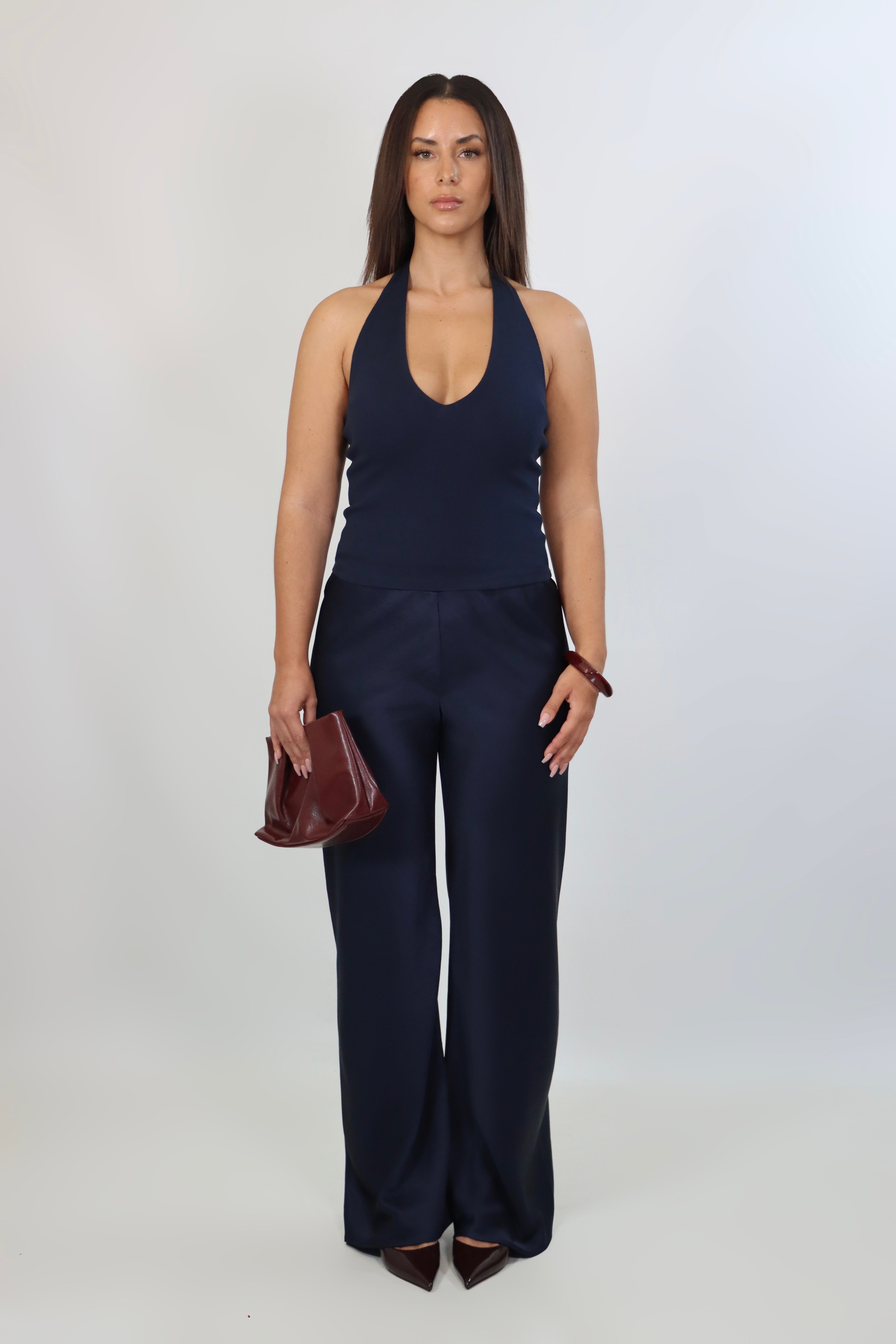 Navy satin pants with relaxed fit and mid-rise elastic waist – plus size - April Seven