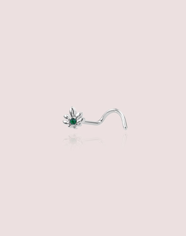 piercing de nez forme feuille