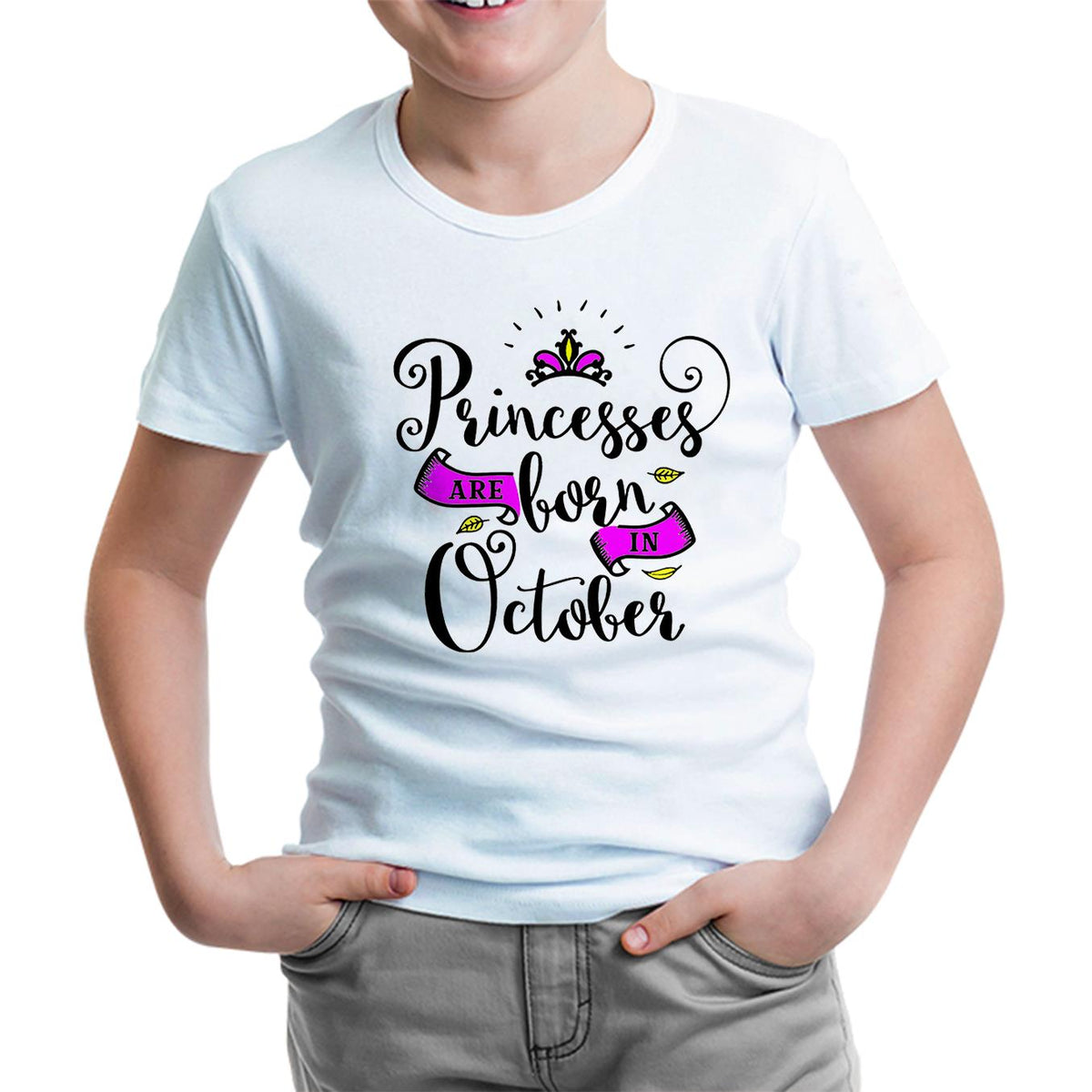 Princesses Born in October Beyaz Çocuk Tshirt