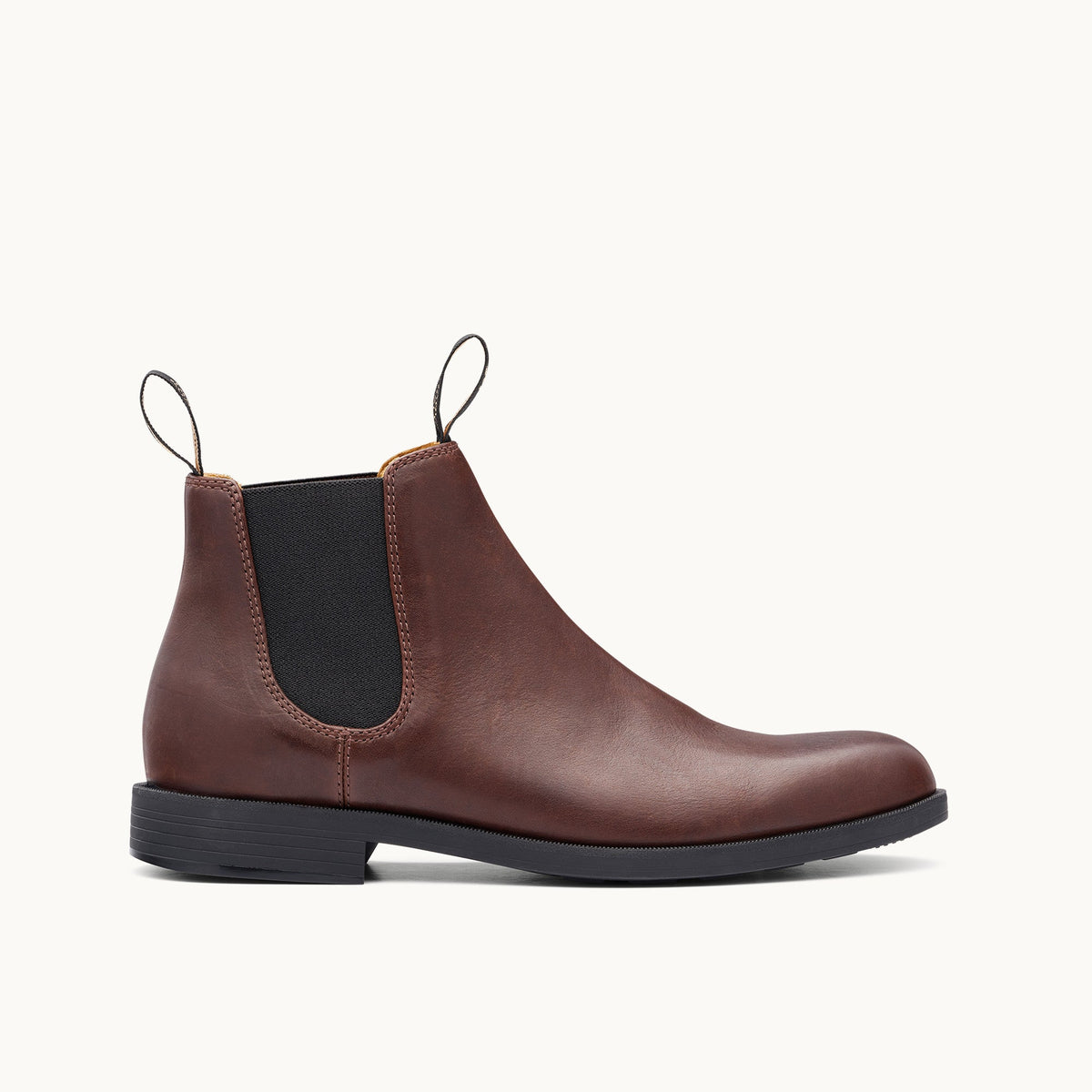 Product Hero Image image of Blundstone Men's Dress #1900 in Chestnut Brown