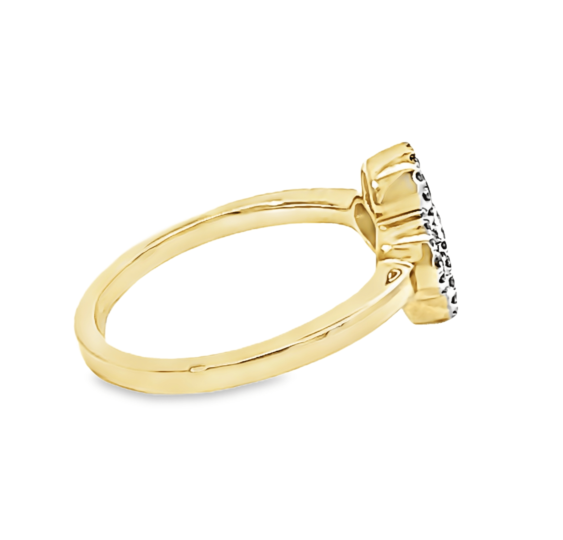 Rings Emerald and Diamond Ring in 14k yellow gold