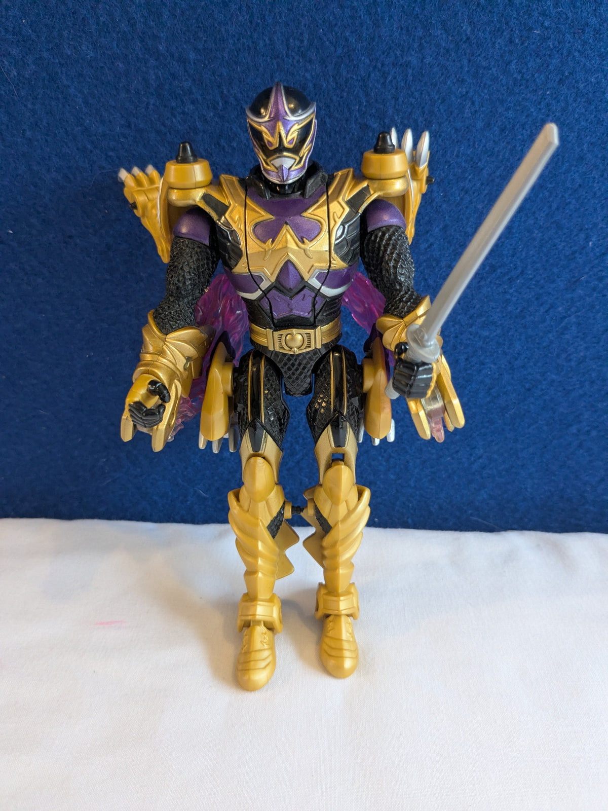 Power Rangers Mystic Force Knight Wolf to Dark Fury Dragon