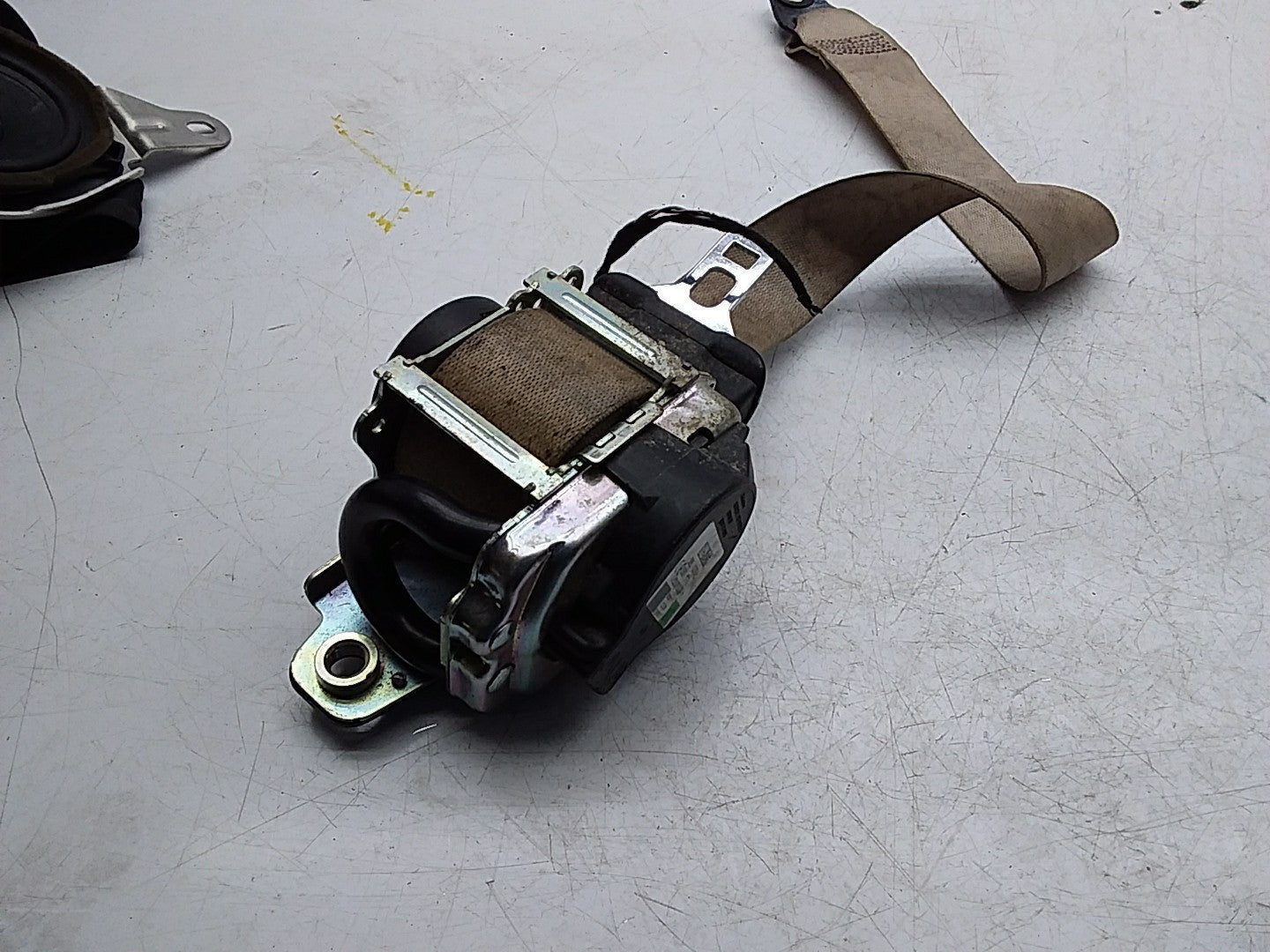 MERCEDES C-CLASS W205 SEAT BELT REAR RIGHT DRIVER SIDE A2388601601 FMS276 OSR