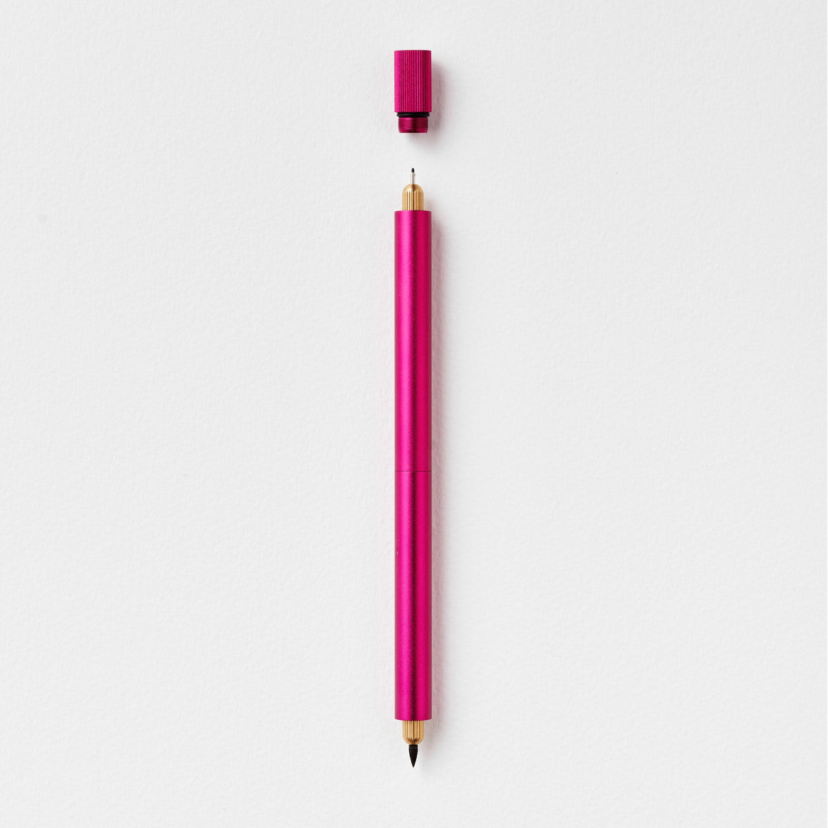 Tom's Studio Fineliner Lumos Pro - Refillable Multi-Tip Pen: Raspberry / Duo Tip bei Nauli and Stories