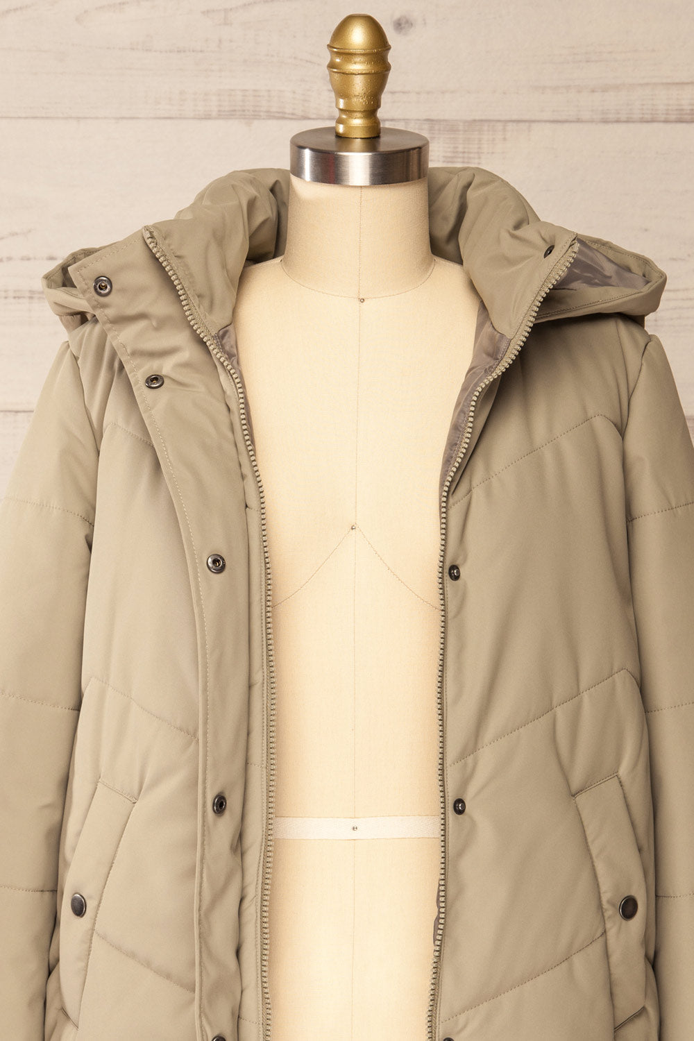 Tuvalu Sage Quilted Coat w/ Side Vents | La petite garçonne open close-up